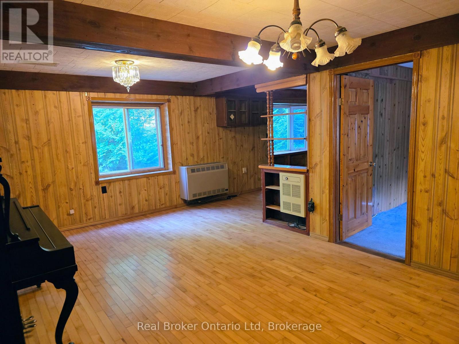 9 Burton Crescent S, South Bruce Peninsula, Ontario  N0H 2G0 - Photo 15 - X13493568