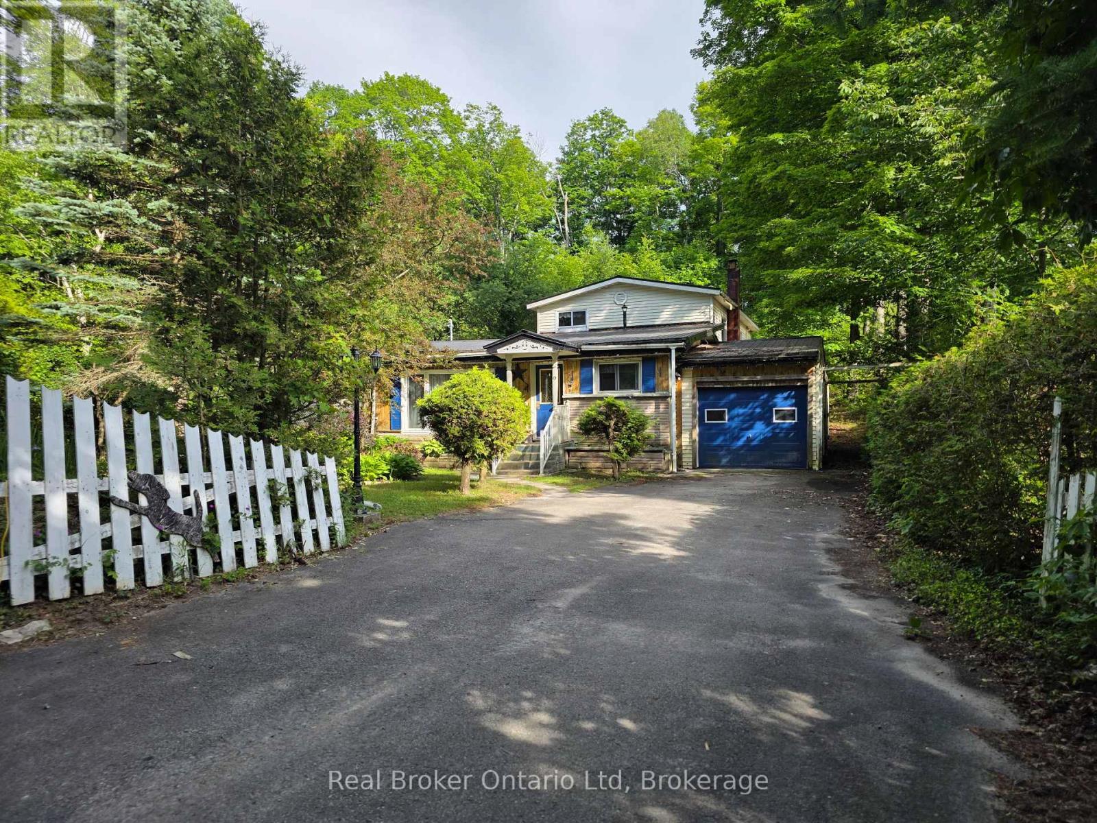 9 Burton Crescent S, South Bruce Peninsula, Ontario  N0H 2G0 - Photo 2 - X13493568