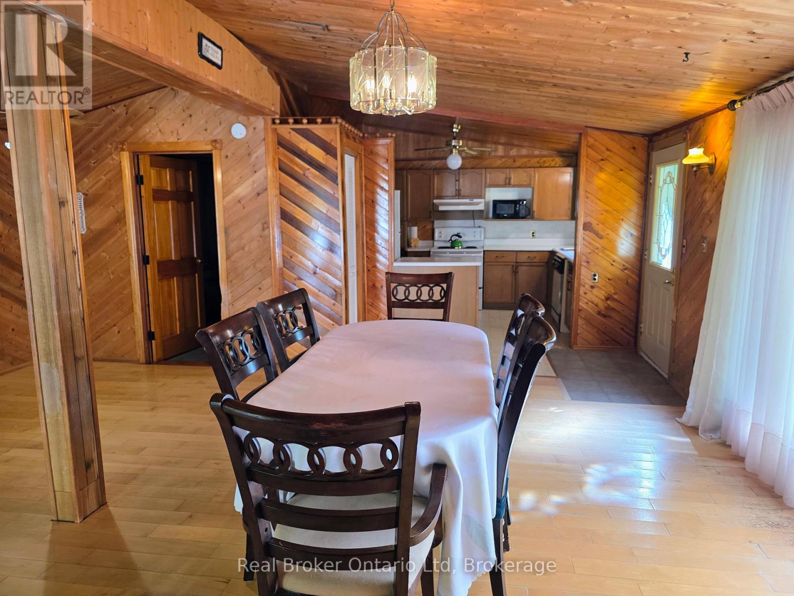 9 Burton Crescent S, South Bruce Peninsula, Ontario  N0H 2G0 - Photo 7 - X13493568