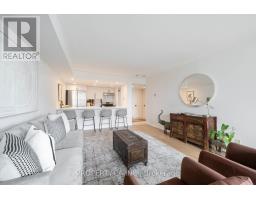 1111 - 77 HARBOUR SQUARE, Toronto, Ontario