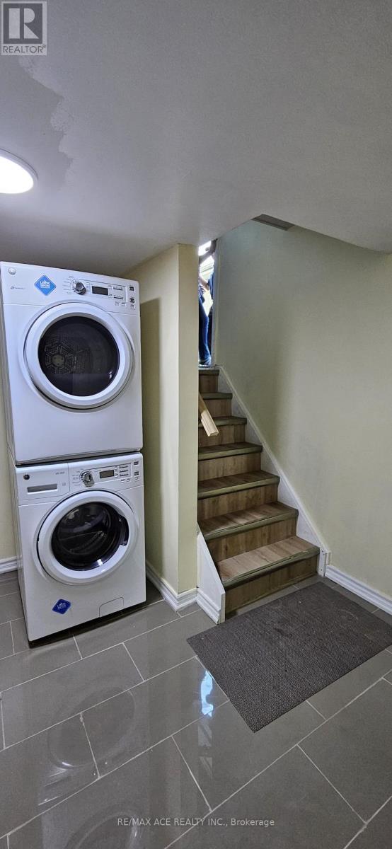 Bsmt - 2 Botany Hill Road, Toronto, Ontario  M1G 3K2 - Photo 3 - E13493428