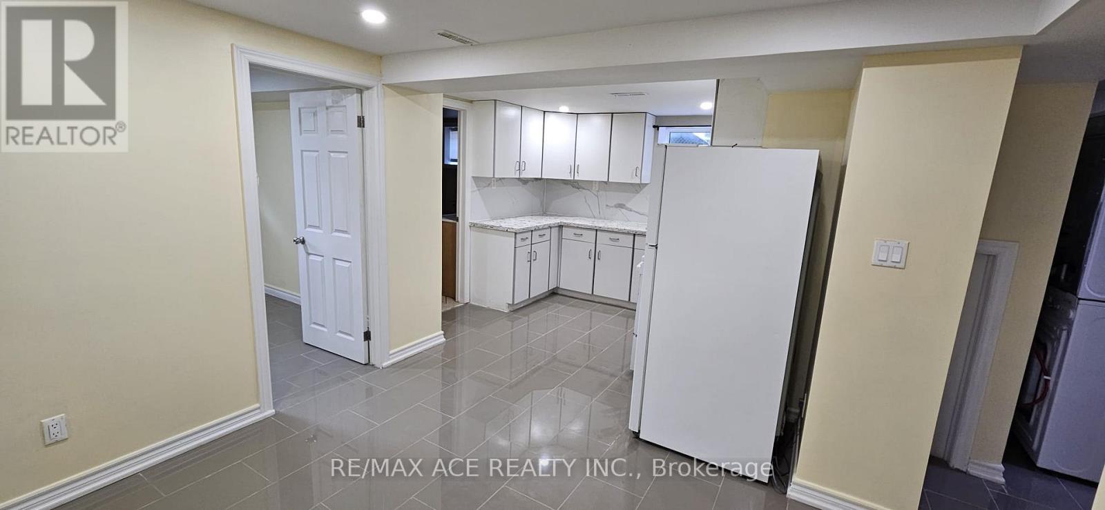 Bsmt - 2 Botany Hill Road, Toronto, Ontario  M1G 3K2 - Photo 5 - E13493428