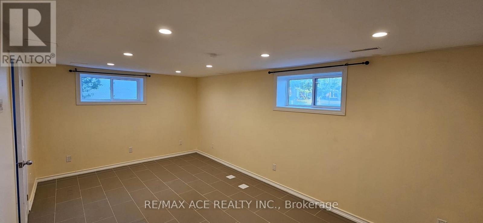 Bsmt - 2 Botany Hill Road, Toronto, Ontario  M1G 3K2 - Photo 9 - E13493428