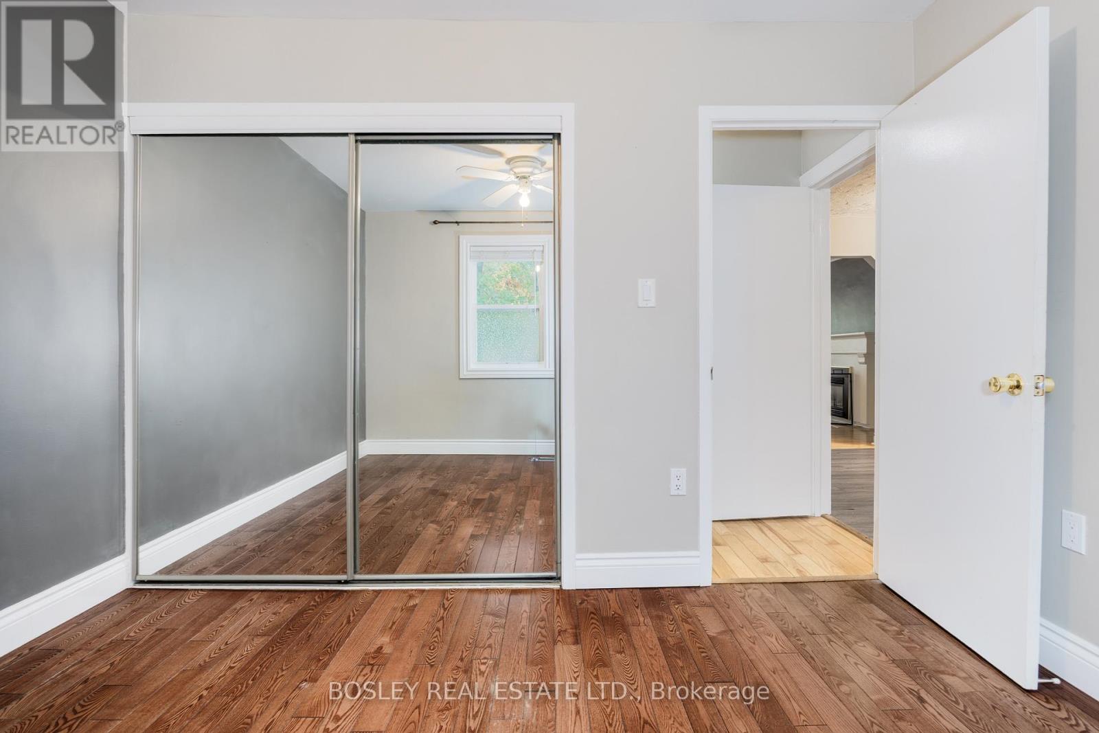 651 Cosburn Avenue, Toronto, Ontario  M4C 2V1 - Photo 11 - E13493622