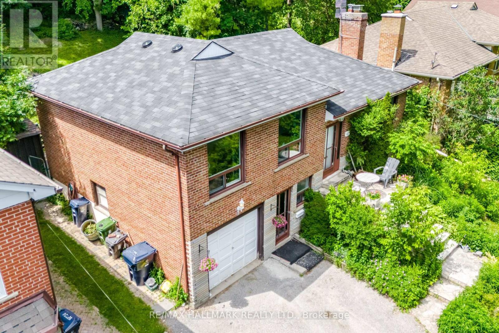 42 Catalina Drive, Toronto, Ontario  M1M 1K6 - Photo 4 - E13493706