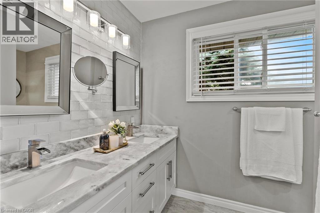 8 Bendamere Drive, Grimsby, Ontario  L3M 2N3 - Photo 17 - 40843139