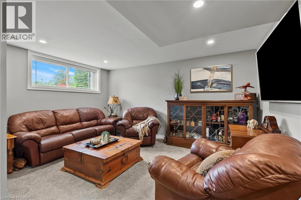 8 Bendamere Drive, Grimsby, Ontario  L3M 2N3 - Photo 20 - 40843139