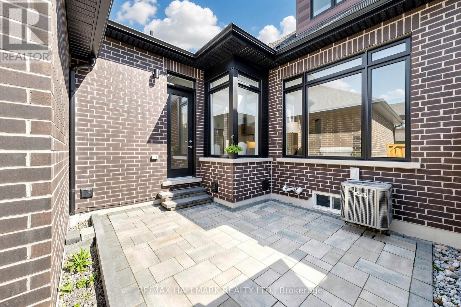 16 Vern Robertson Gate, Uxbridge, Ontario  L9P 0R9 - Photo 40 - N13493554