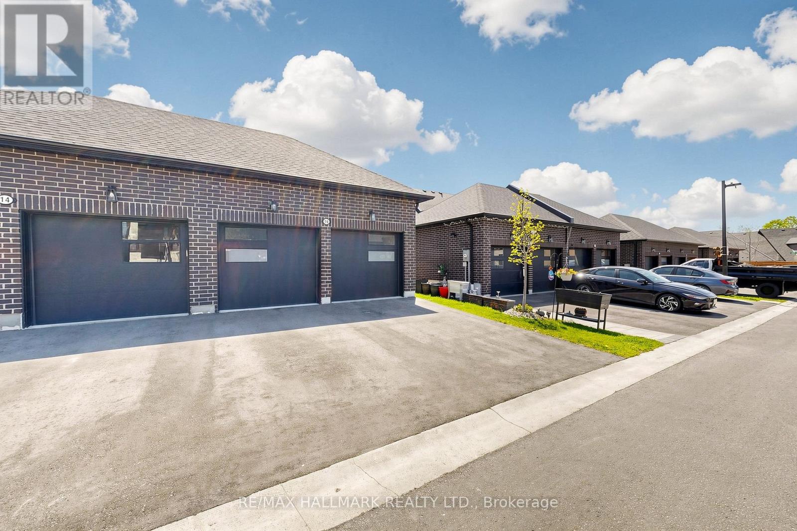 16 Vern Robertson Gate, Uxbridge, Ontario  L9P 0R9 - Photo 42 - N13493554