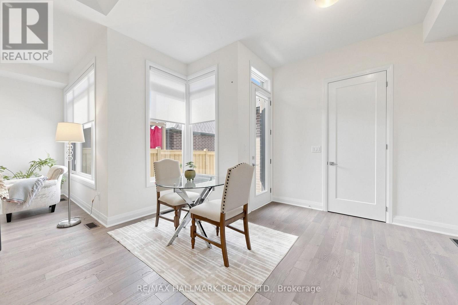 16 Vern Robertson Gate, Uxbridge, Ontario  L9P 0R9 - Photo 8 - N13493554
