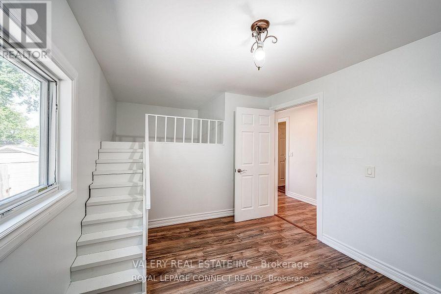 158 Beach Road, Georgina, Ontario  L4P 2L7 - Photo 27 - N13493678