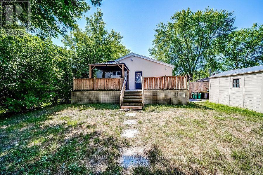 158 Beach Road, Georgina, Ontario  L4P 2L7 - Photo 9 - N13493678