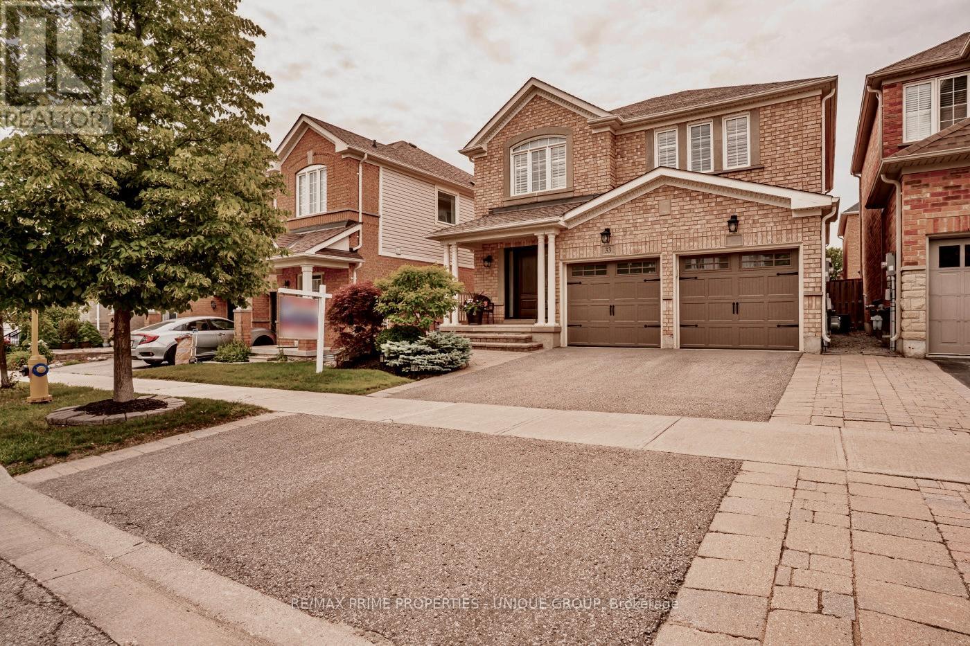 33 RICHARD UNDERHILL AVENUE, Whitchurch-Stouffville, Ontario