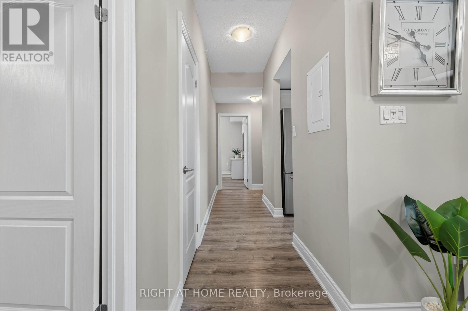 111 - 42 Ferndale Drive S, Barrie, Ontario  L4N 2M5 - Photo 11 - S13493510