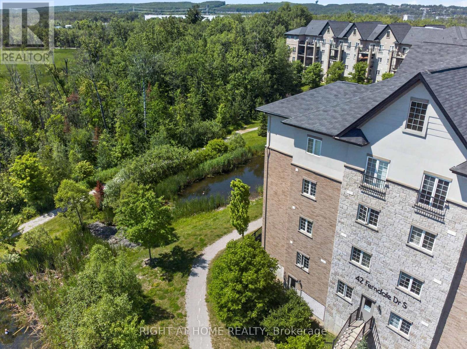 111 - 42 Ferndale Drive S, Barrie, Ontario  L4N 2M5 - Photo 22 - S13493510