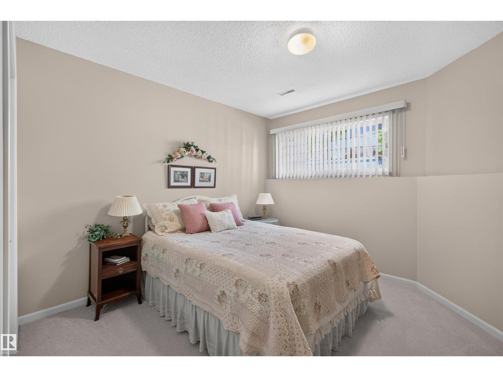 1044 Carter Crest Rd NW, Edmonton, Alberta  T6R 2K2 - Photo 28 - E4495826