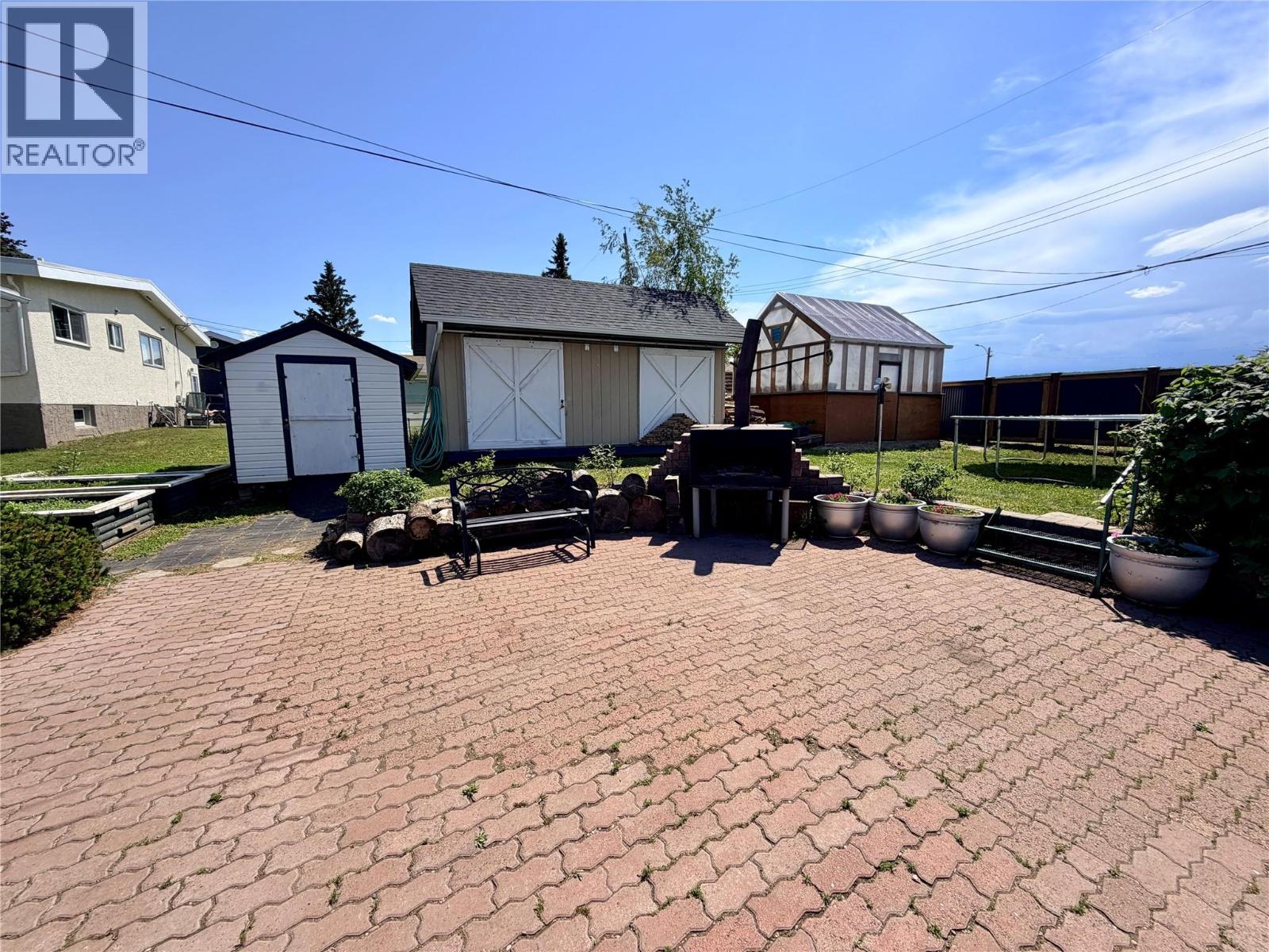 1813 110 Avenue, Dawson Creek, British Columbia  V1G 0A3 - Photo 24 - 10392812