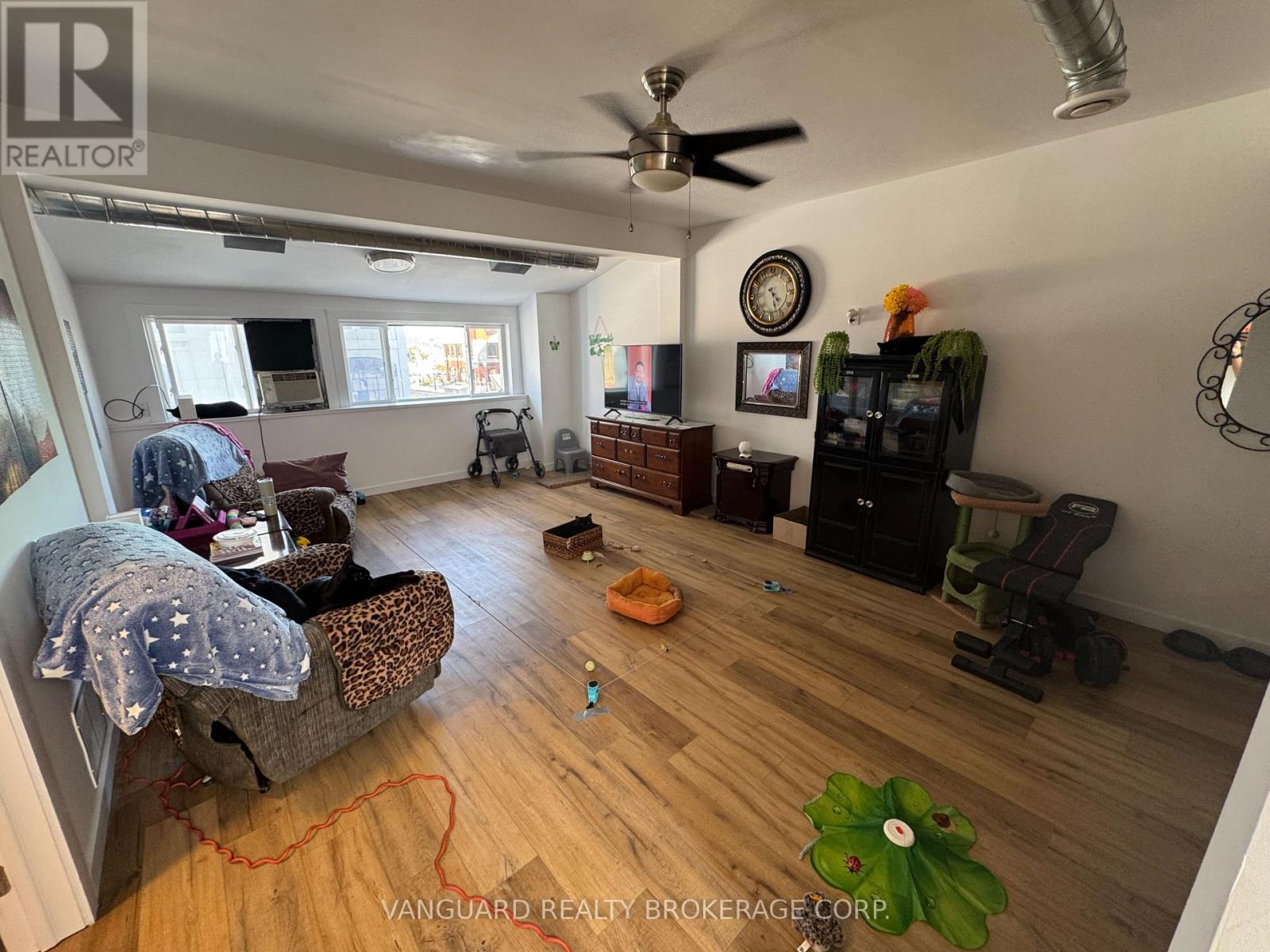29 Dunlop Street W, Barrie, Ontario  L4N 1A1 - Photo 17 - S13207214