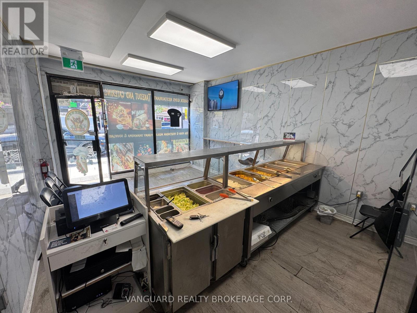 29 Dunlop Street W, Barrie, Ontario  L4N 1A1 - Photo 7 - S13207214
