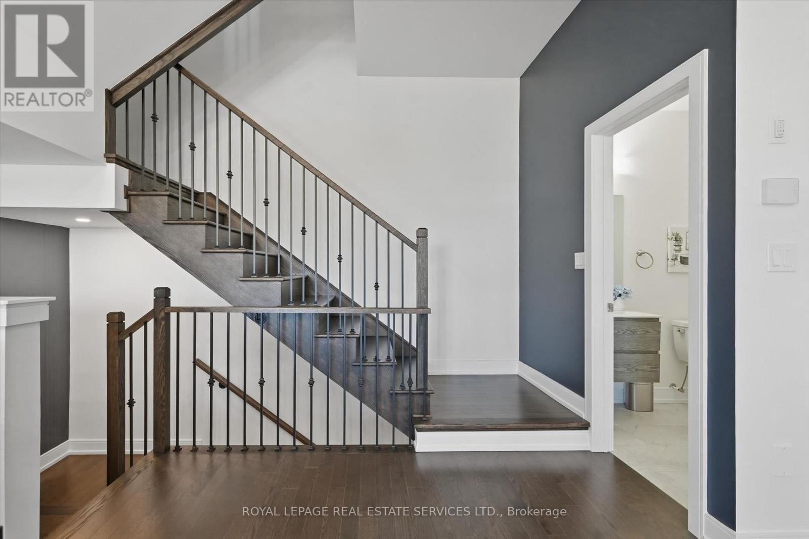 1403 Clarriage Court, Milton, Ontario  L9E 1L6 - Photo 22 - W13493382