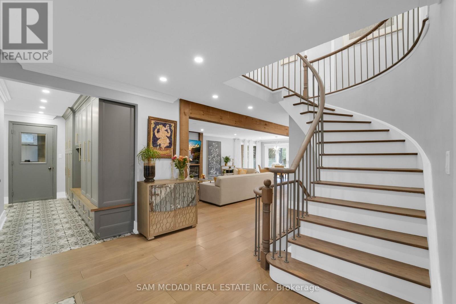 807 Indian Road, Mississauga, Ontario  L5H 1R4 - Photo 18 - W13493418