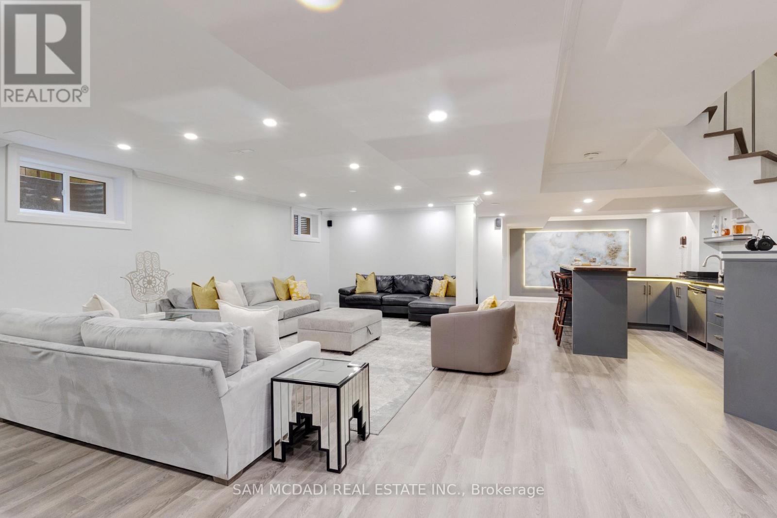 807 Indian Road, Mississauga, Ontario  L5H 1R4 - Photo 36 - W13493418