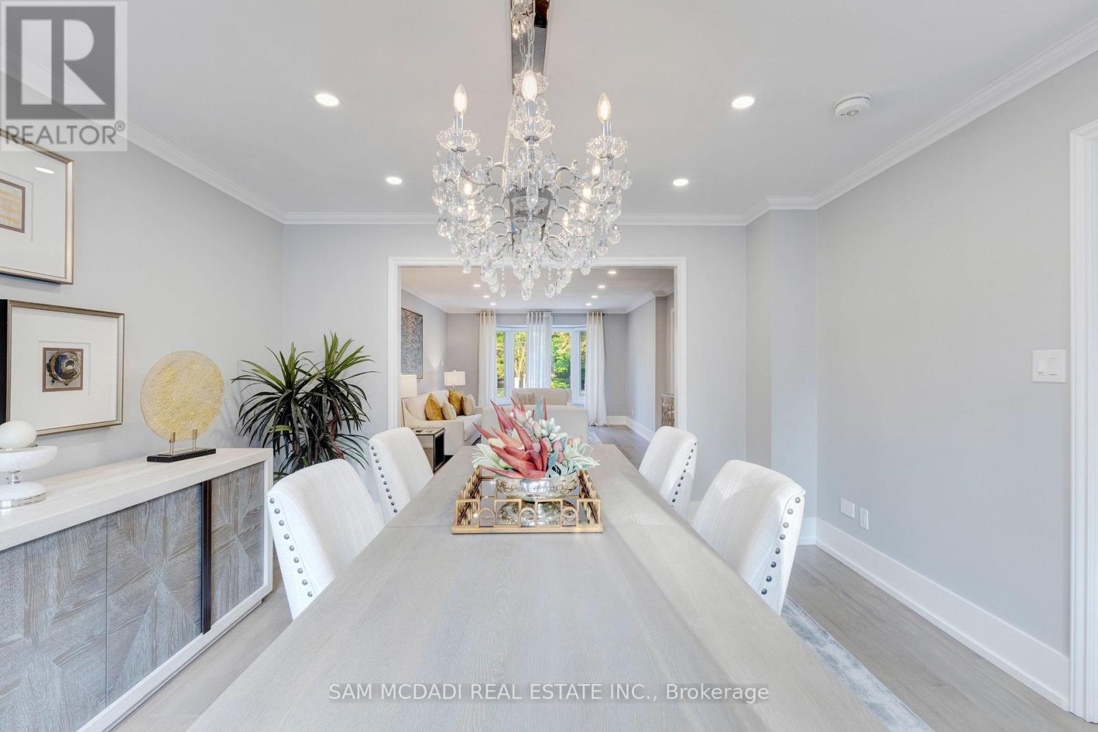 807 Indian Road, Mississauga, Ontario  L5H 1R4 - Photo 6 - W13493418