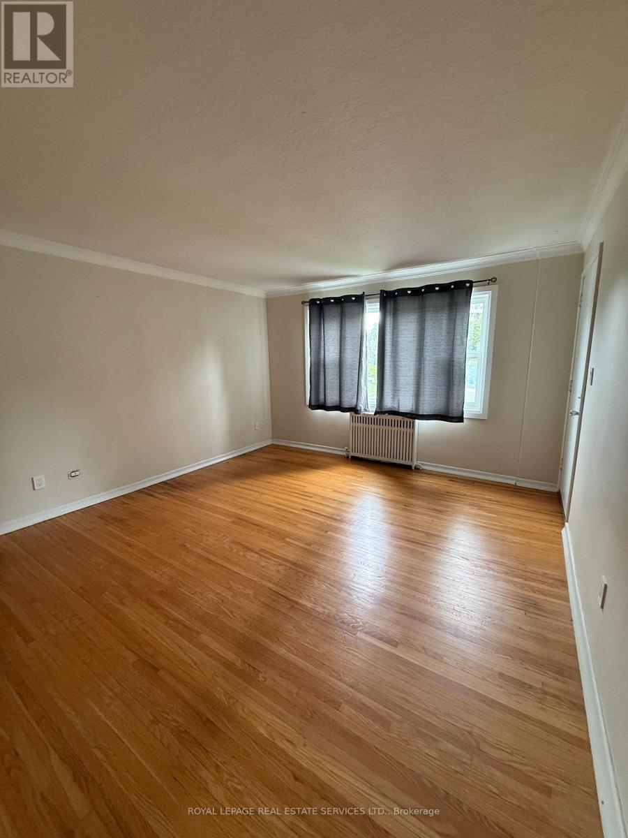 #3 - 48 South Kingsway, Toronto, Ontario  M6S 3T3 - Photo 3 - W13493444