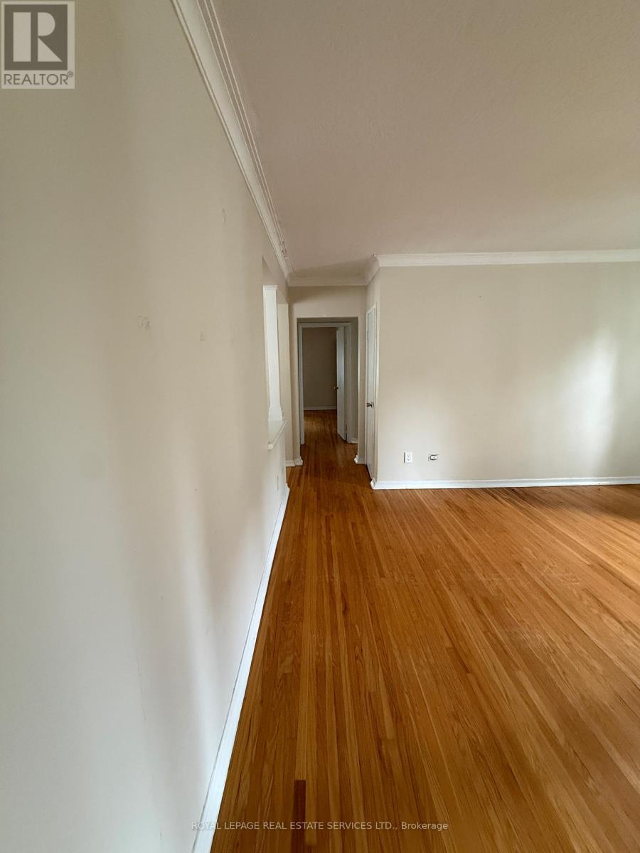 #3 - 48 South Kingsway, Toronto, Ontario  M6S 3T3 - Photo 4 - W13493444