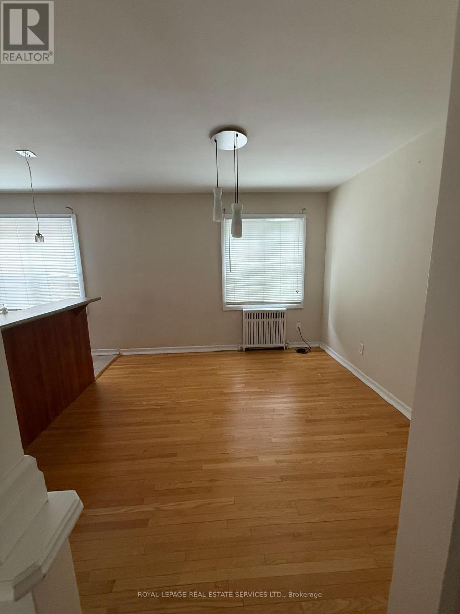 #3 - 48 South Kingsway, Toronto, Ontario  M6S 3T3 - Photo 5 - W13493444
