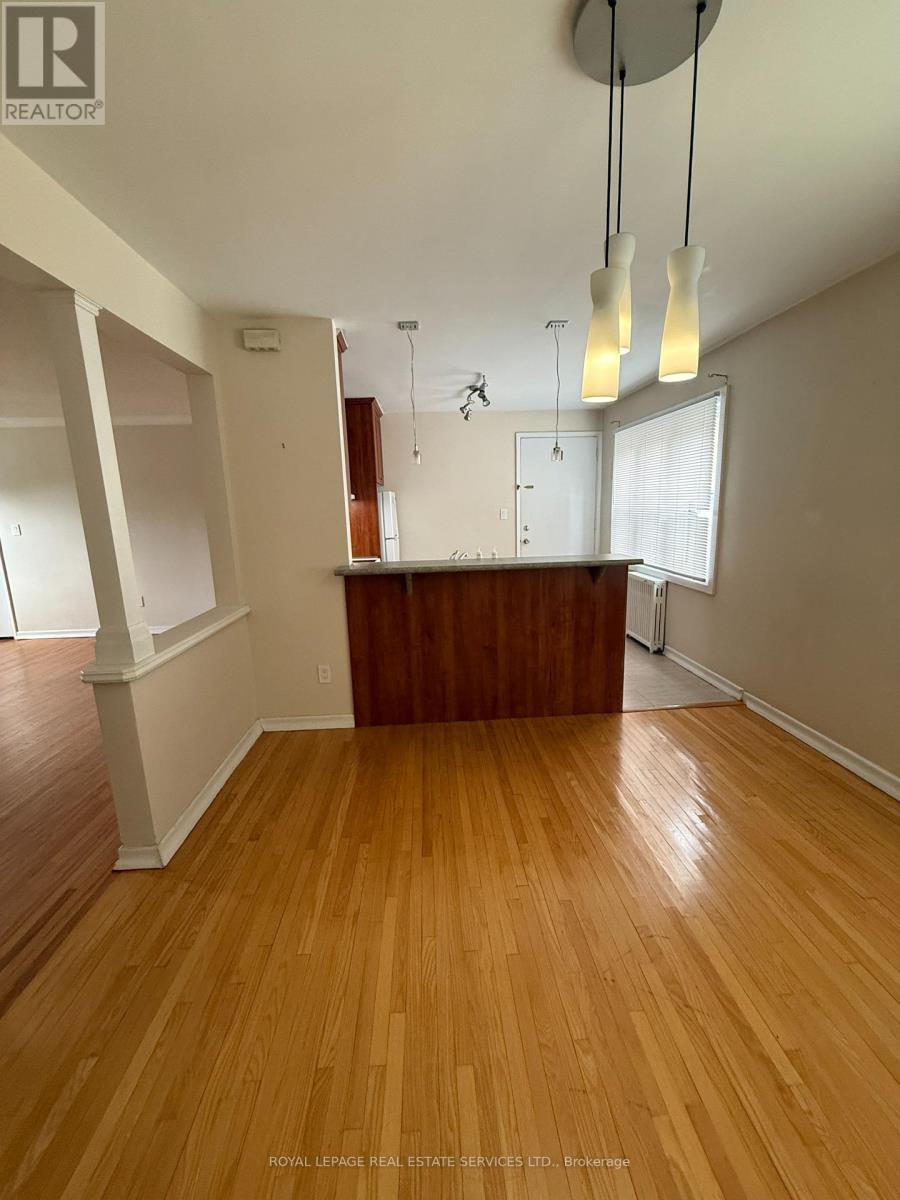 #3 - 48 South Kingsway, Toronto, Ontario  M6S 3T3 - Photo 6 - W13493444