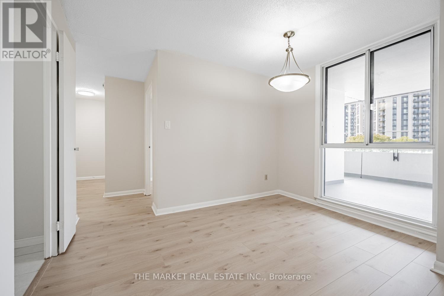 507 - 1320 Mississauga Valley Boulevard, Mississauga, Ontario  L5A 3S9 - Photo 3 - W13493502