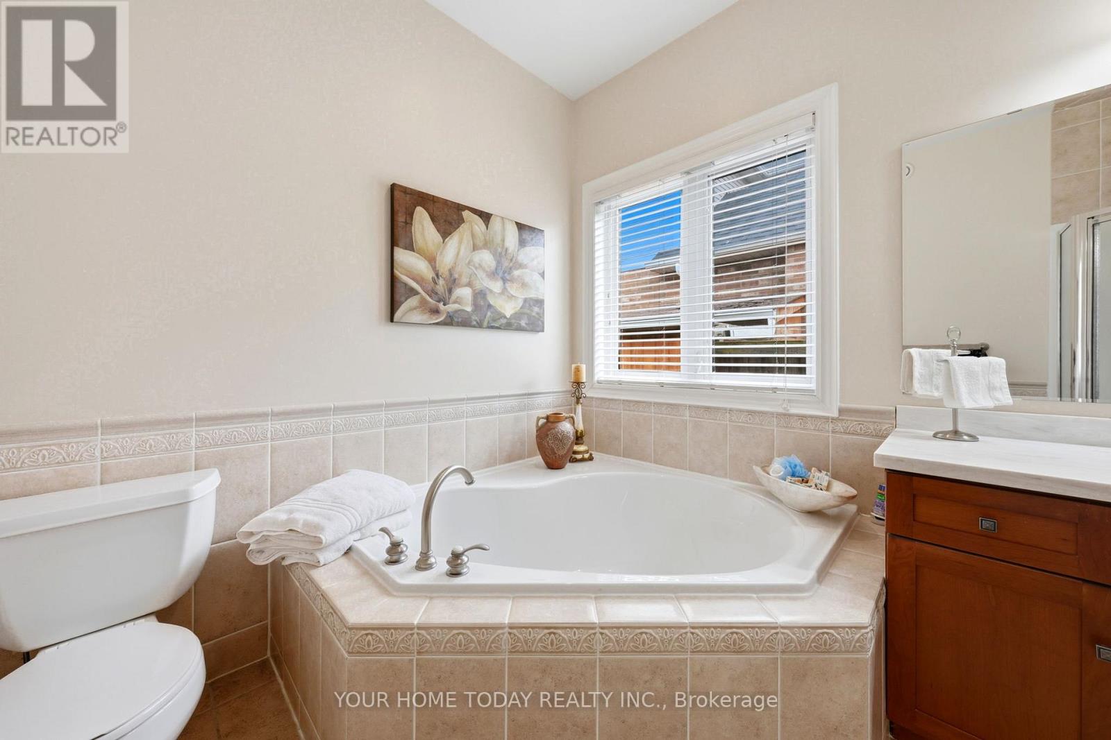 37 Dawkins Crescent, Halton Hills, Ontario  L7J 2Z5 - Photo 24 - W13493562