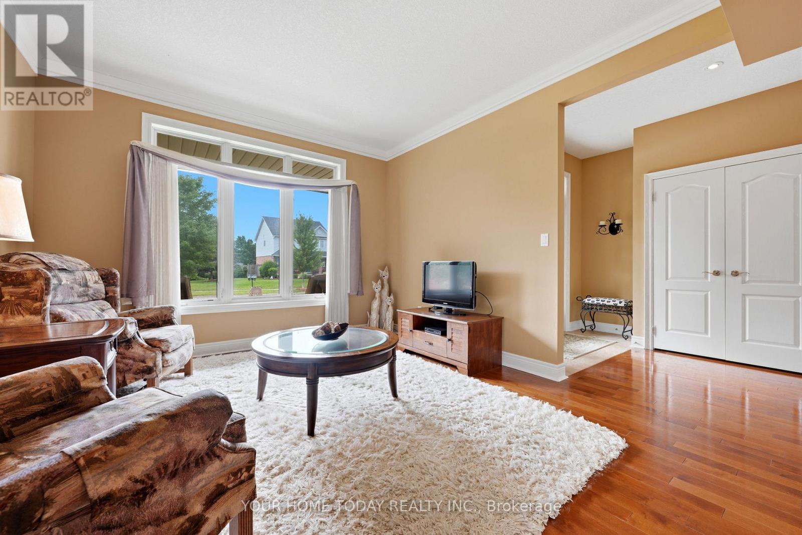 37 Dawkins Crescent, Halton Hills, Ontario  L7J 2Z5 - Photo 8 - W13493562