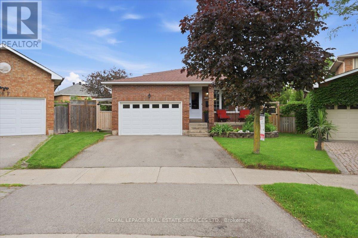 2035 PEN STREET, Oakville, Ontario