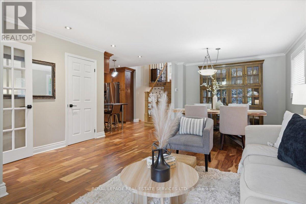 2035 Pen Street, Oakville, Ontario  L6H 3L2 - Photo 10 - W13493610