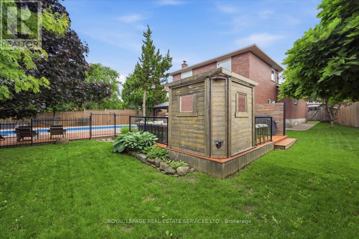 2035 Pen Street, Oakville, Ontario  L6H 3L2 - Photo 41 - W13493610