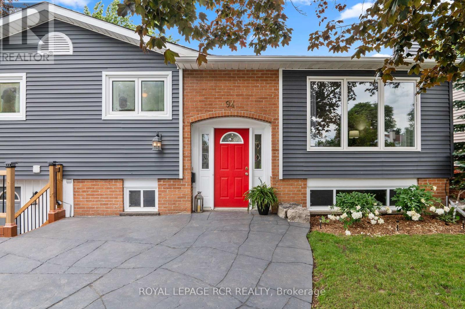 94 Morgandale Crescent, Orangeville, Ontario  L9W 3C7 - Photo 2 - W13493680
