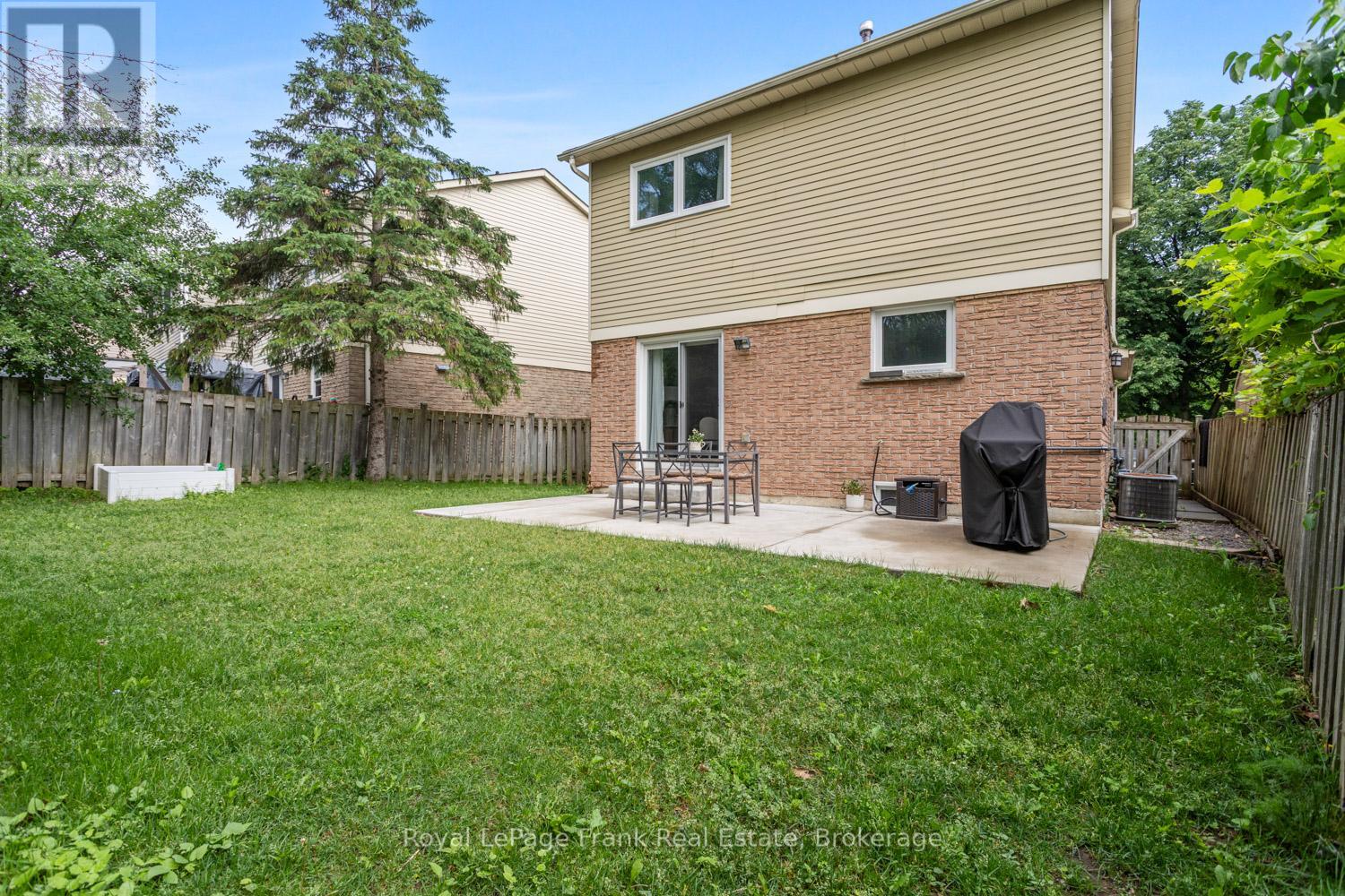 731 Honey Tree Court, Whitby, Ontario  L1N 7W5 - Photo 9 - E13493868