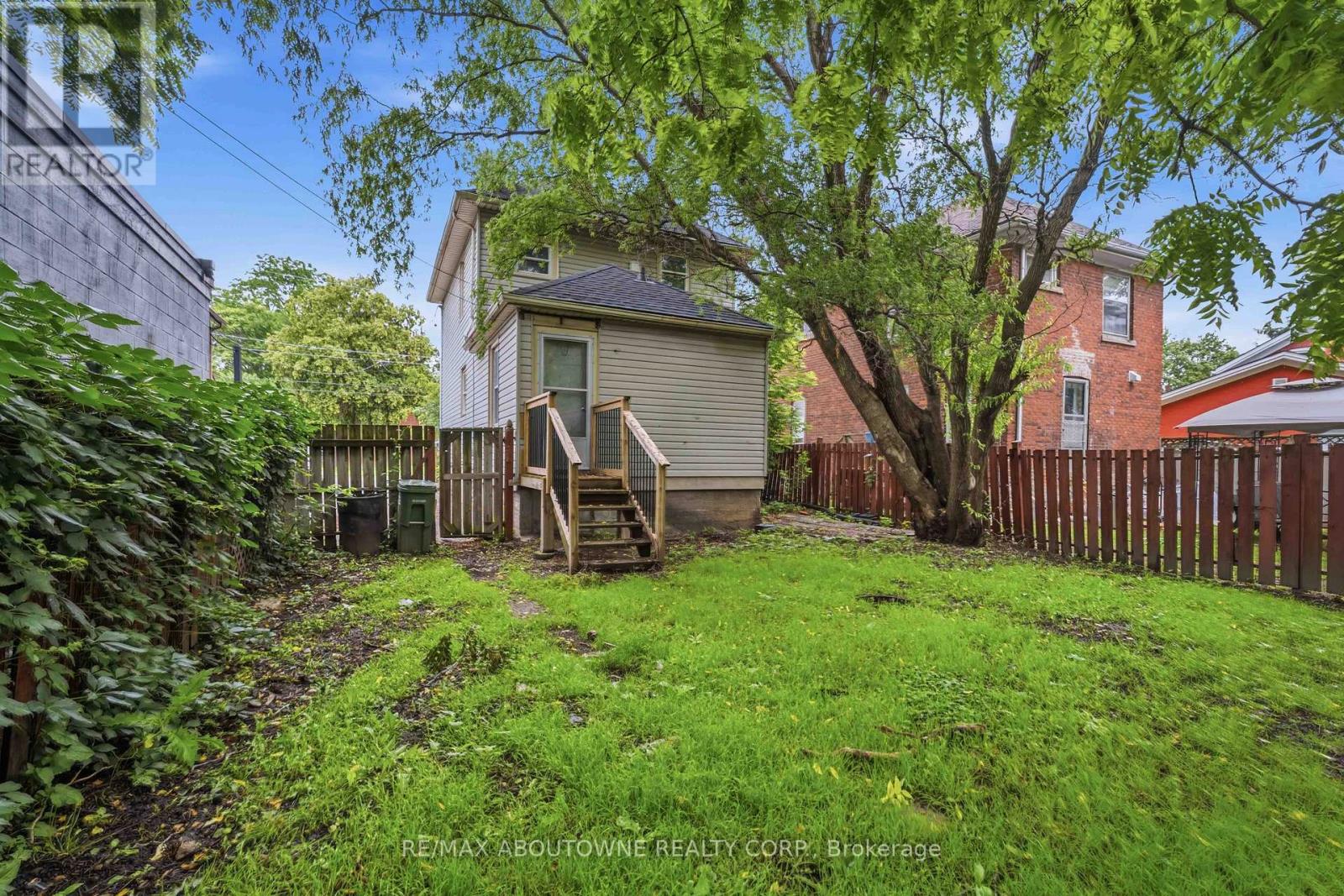 Main - 107 Lake Street, St. Catharines, Ontario  L2R 5X7 - Photo 16 - X13493526