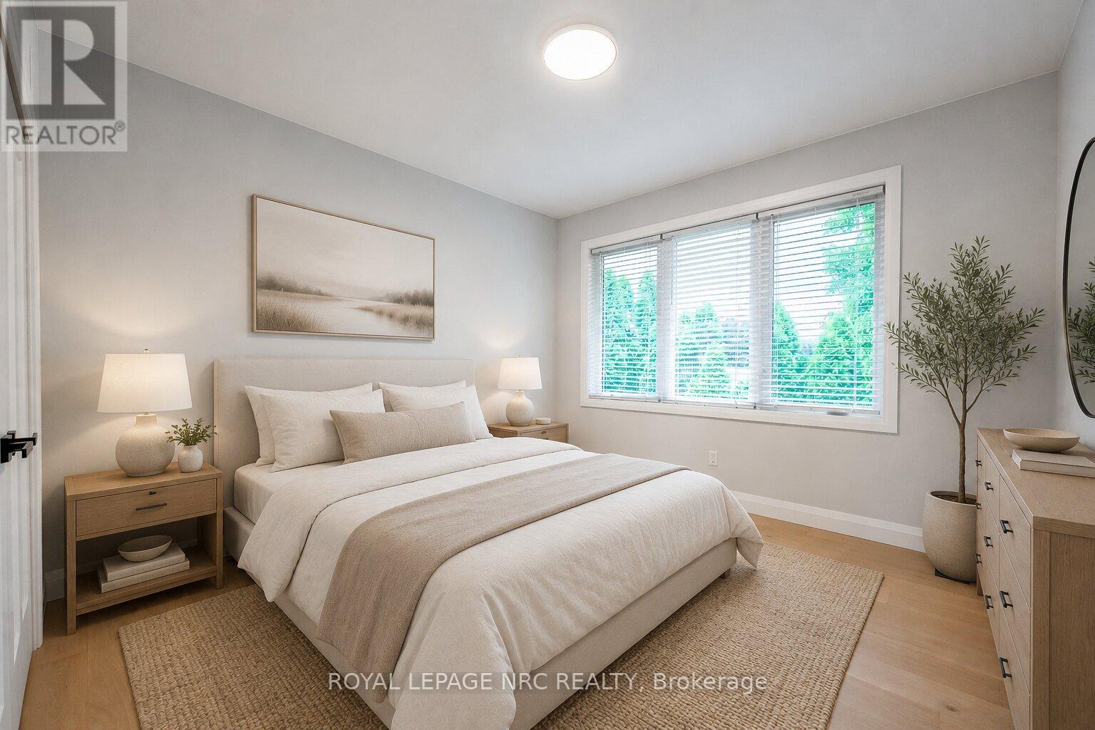 22 Lake Street, Grimsby, Ontario  L3M 2G7 - Photo 29 - X13493614