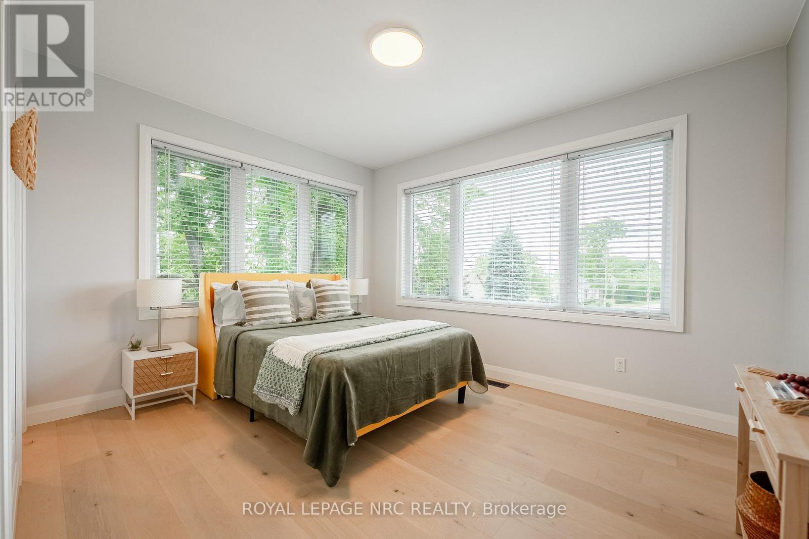 22 Lake Street, Grimsby, Ontario  L3M 2G7 - Photo 31 - X13493614