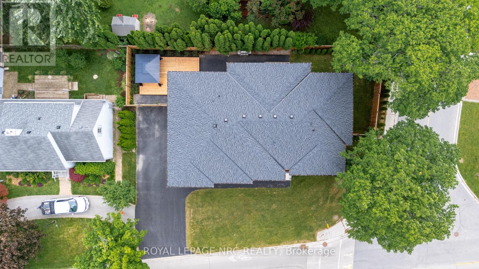 22 Lake Street, Grimsby, Ontario  L3M 2G7 - Photo 50 - X13493614
