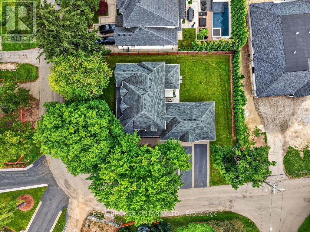 41 Cameron Drive, Hamilton, Ontario  L9G 2L4 - Photo 37 - X13493636