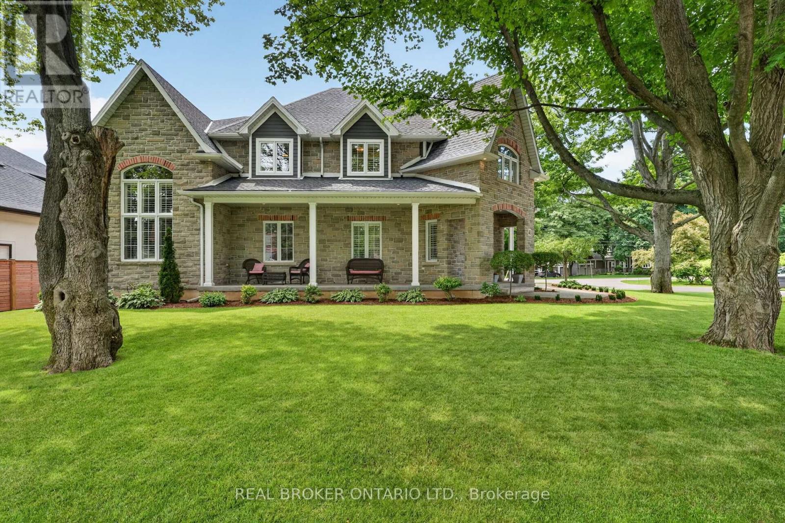 41 Cameron Drive, Hamilton, Ontario  L9G 2L4 - Photo 8 - X13493636