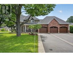 41 CAMERON DRIVE, Hamilton, Ontario