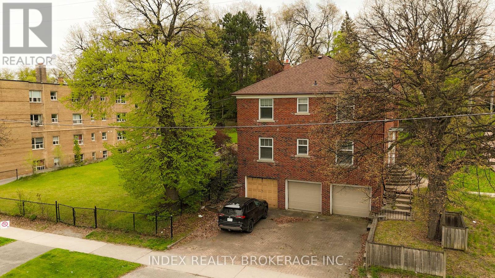 296 The Kings Way, Toronto, Ontario  M9A 3V1 - Photo 14 - W13490034