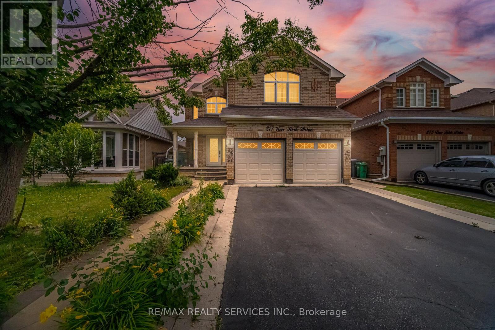 277 Van Kirk Drive, Brampton, Ontario  L7A 1M3 - Photo 2 - W13490966