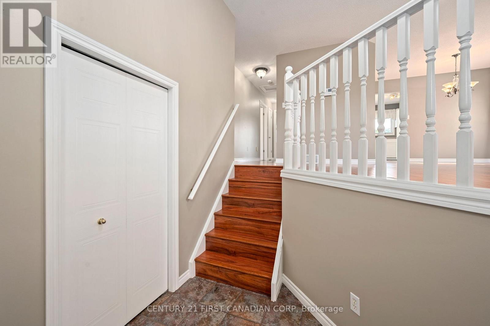 1638 Marconi Boulevard, London East, Ontario  N5V 5E4 - Photo 4 - X13493898
