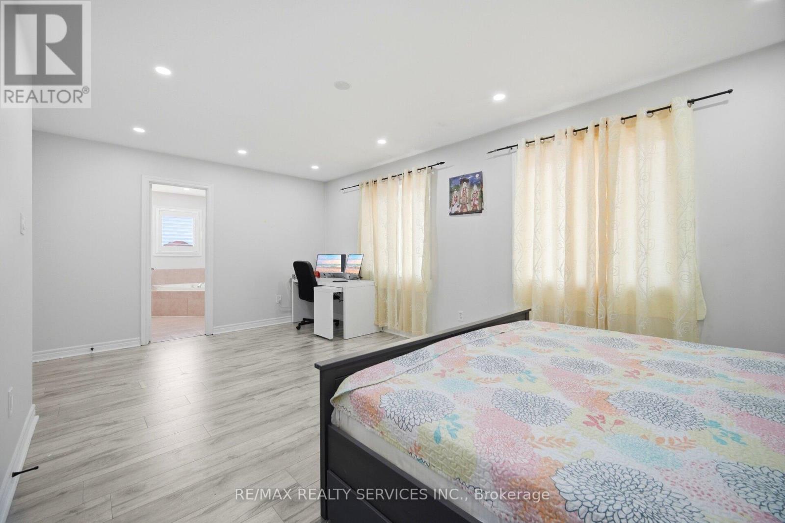 277 Van Kirk Drive, Brampton, Ontario  L7A 1M3 - Photo 25 - W13490966